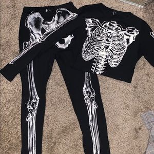 Never too early for a Halloween skeleton outfit!